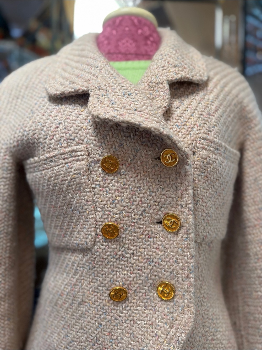 Chanel blazer - Picture 2 of 7